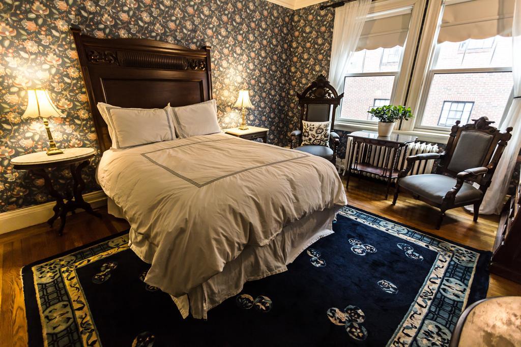 The Bertram Inn Brookline Bagian luar foto