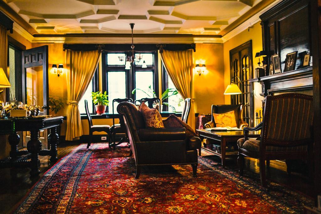 The Bertram Inn Brookline Bagian luar foto