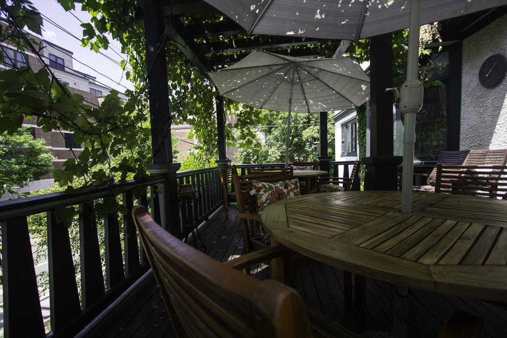 The Bertram Inn Brookline Bagian luar foto